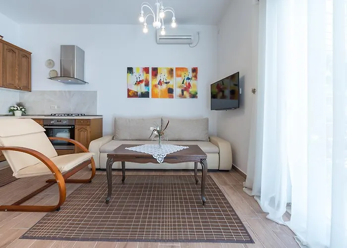K&L Central Apartments